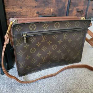 RARE Authentic Louis Vuitton monogram Angian bag